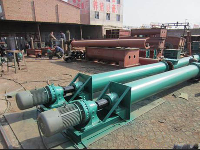 輸送機(jī)